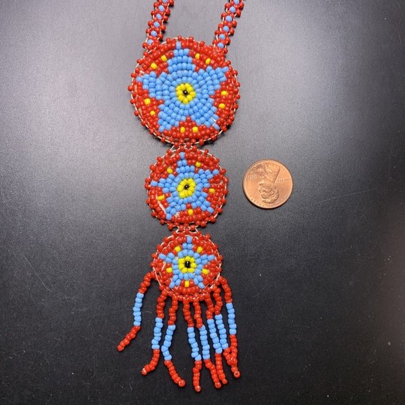 Seed Bead Medallion Star Fringe Pendant Necklace Red Blue Beadwork Vintage - Picture 5 of 6